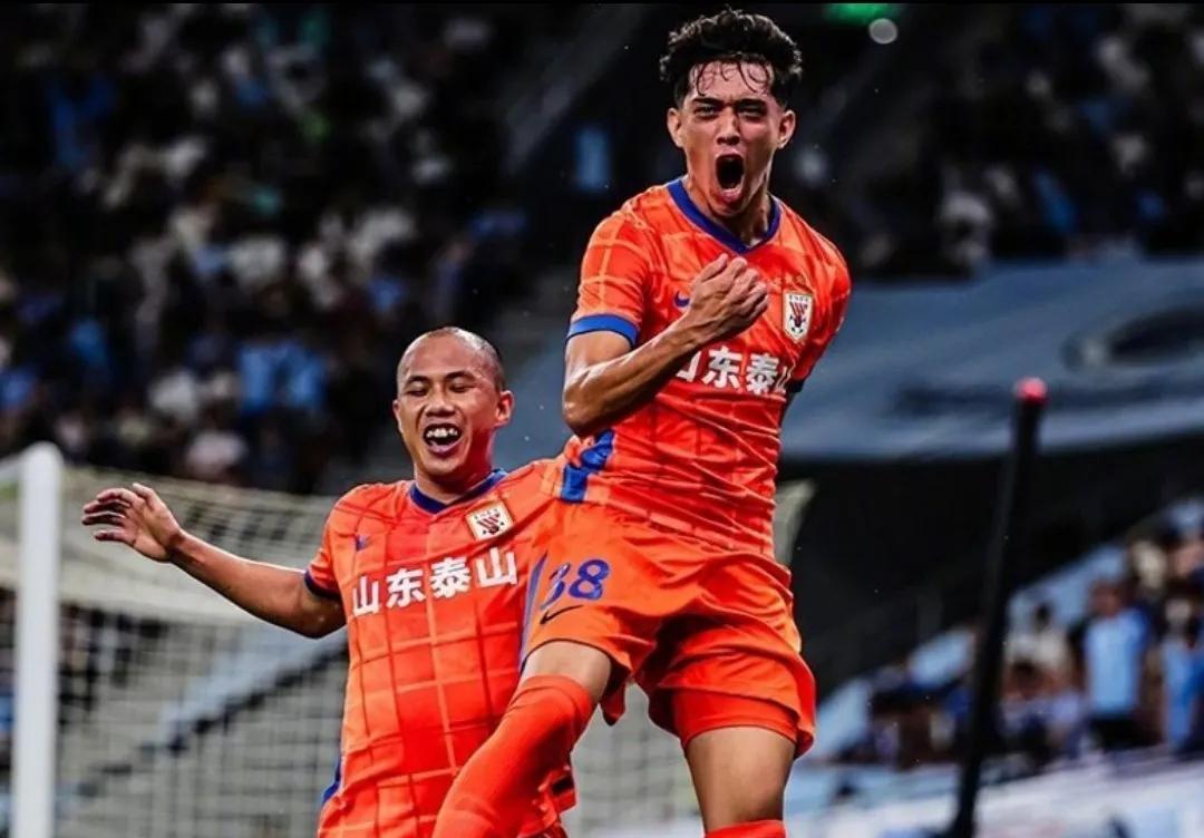 开云官方关于离谱！集结日阿贾克斯备战西甲上海申花集结日单刀错失，马德里竞技完成体检备战中超的信息