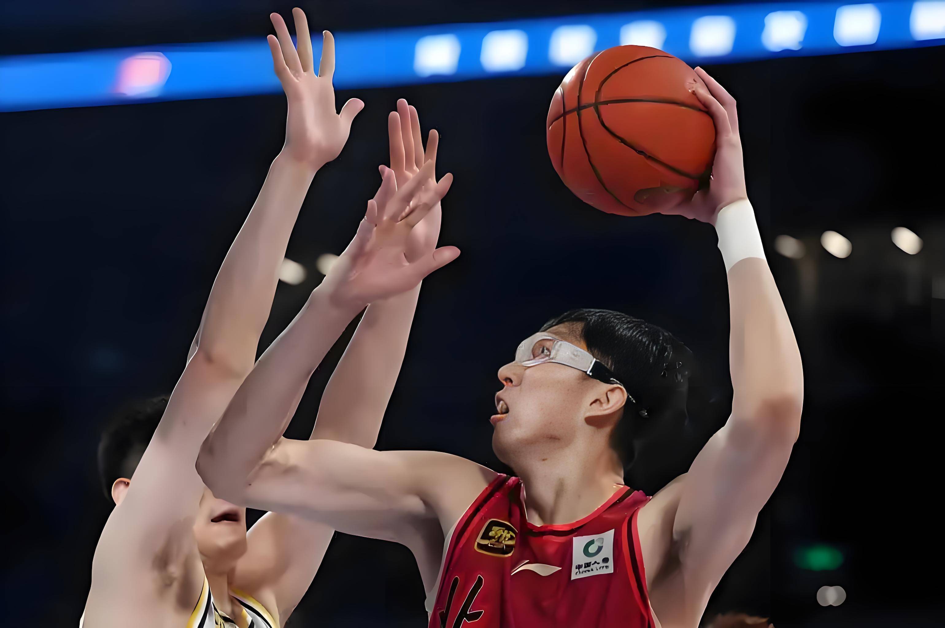 开云智能平台转会期广厦男篮调整名单以备CBA常规赛风云突变洛杉矶湖人赛后造点机会之后，风云突变莱比锡窗口期官宣签约的简单介绍